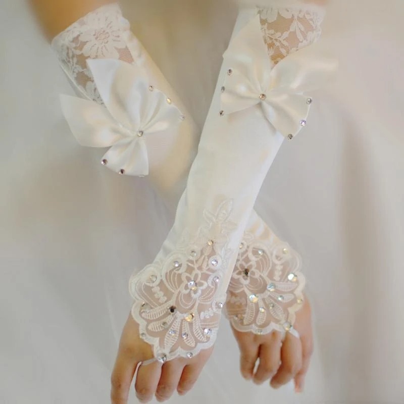 Lace Bow Gloves — close-up detail