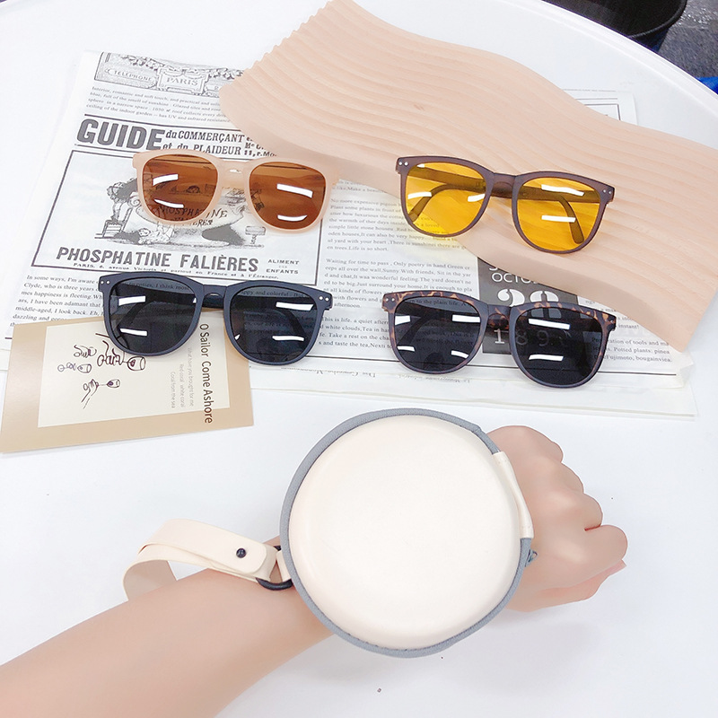 Polarized Foldable Sunglasses — product photo